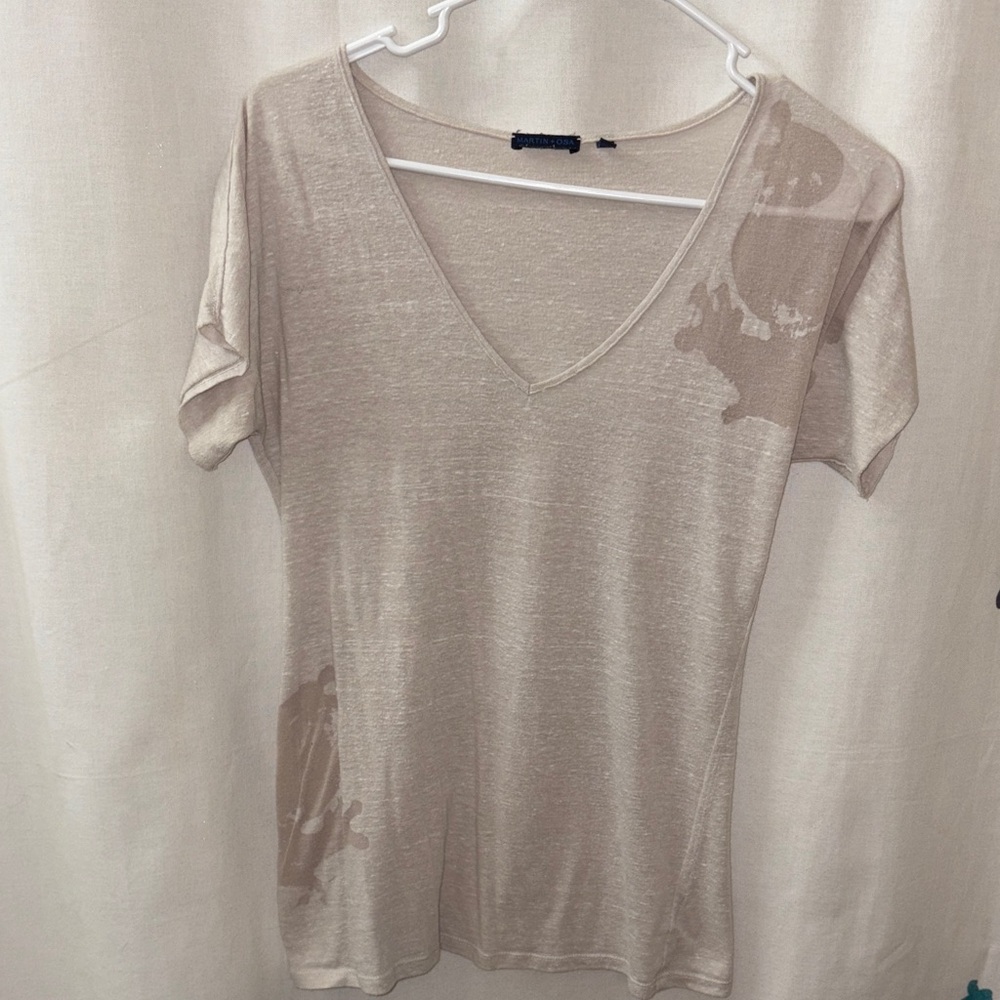 Martin + Osa Light Beige V-Neck Tee with Subtle Print